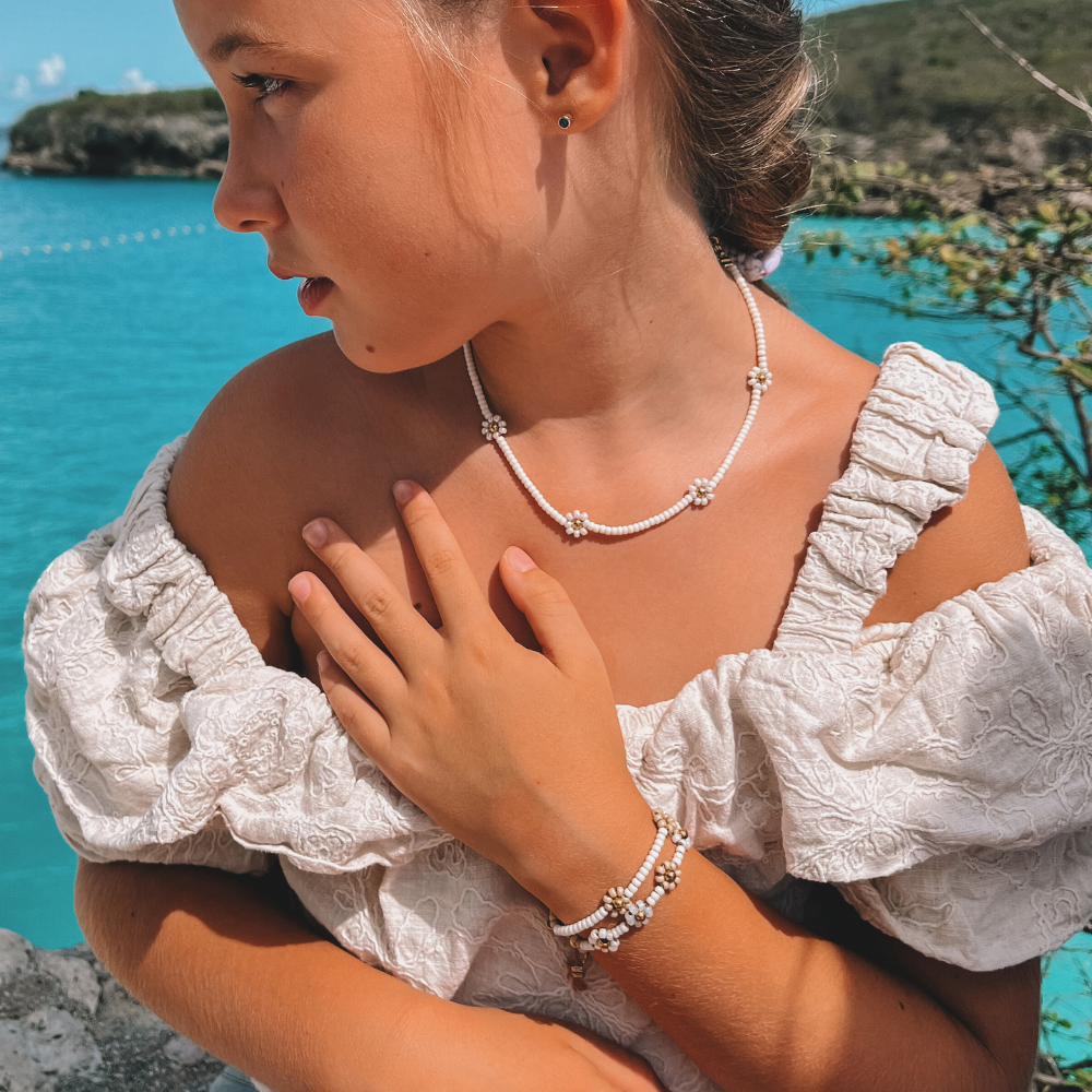 Necklace | Daisy ivoy pearl · LOVEissue