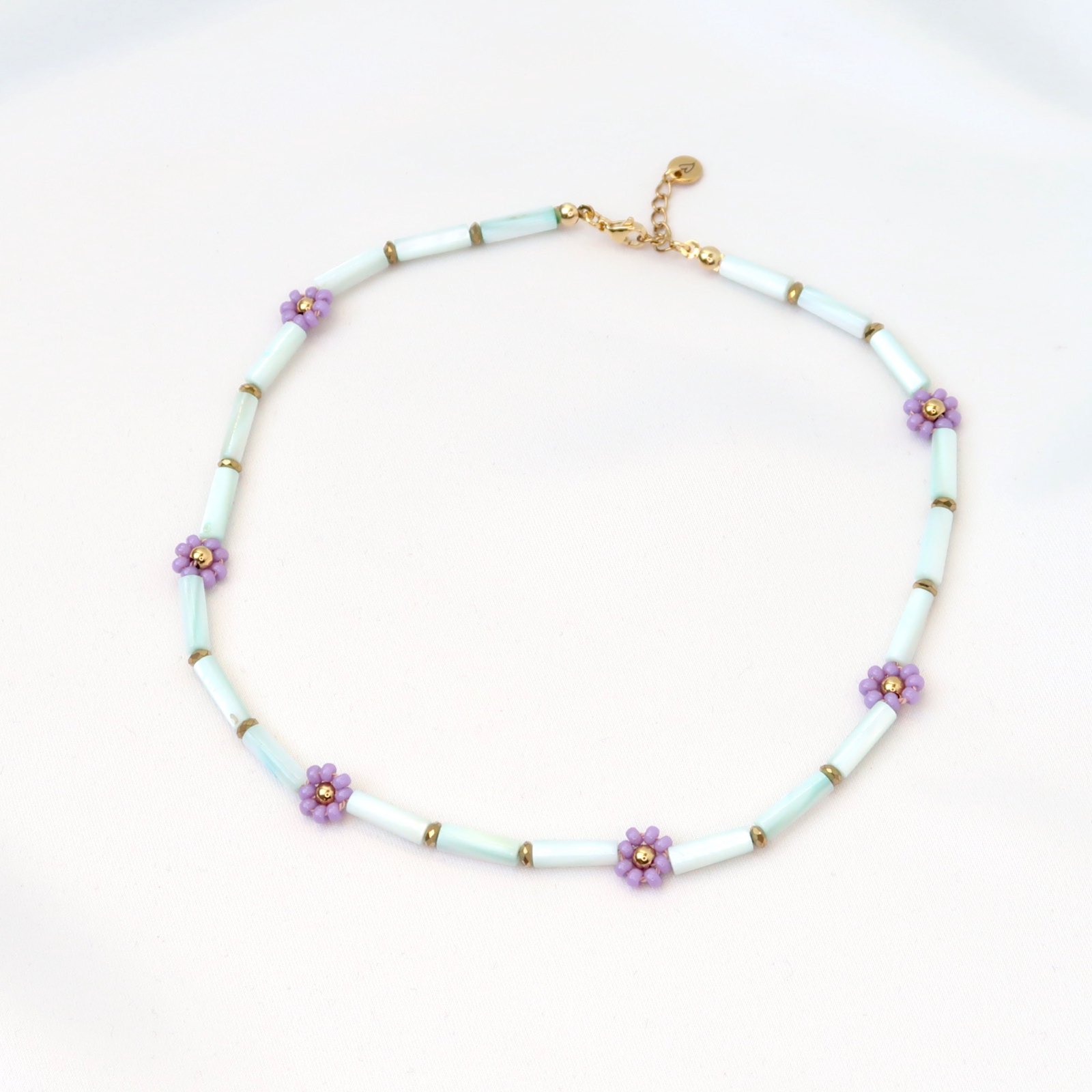 Necklace |  Daisy purple, shell mint