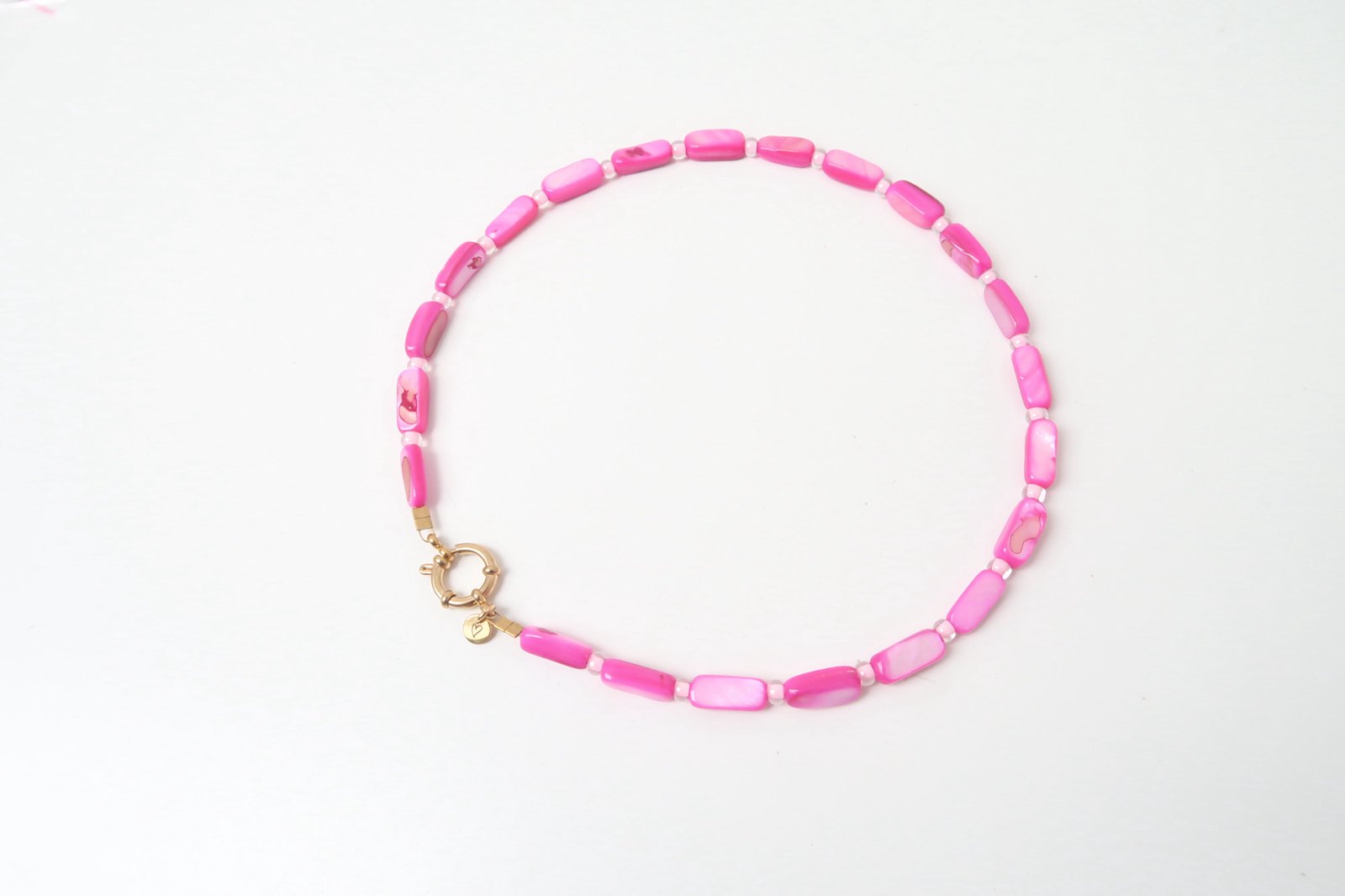 Necklace | Shell fuchsia