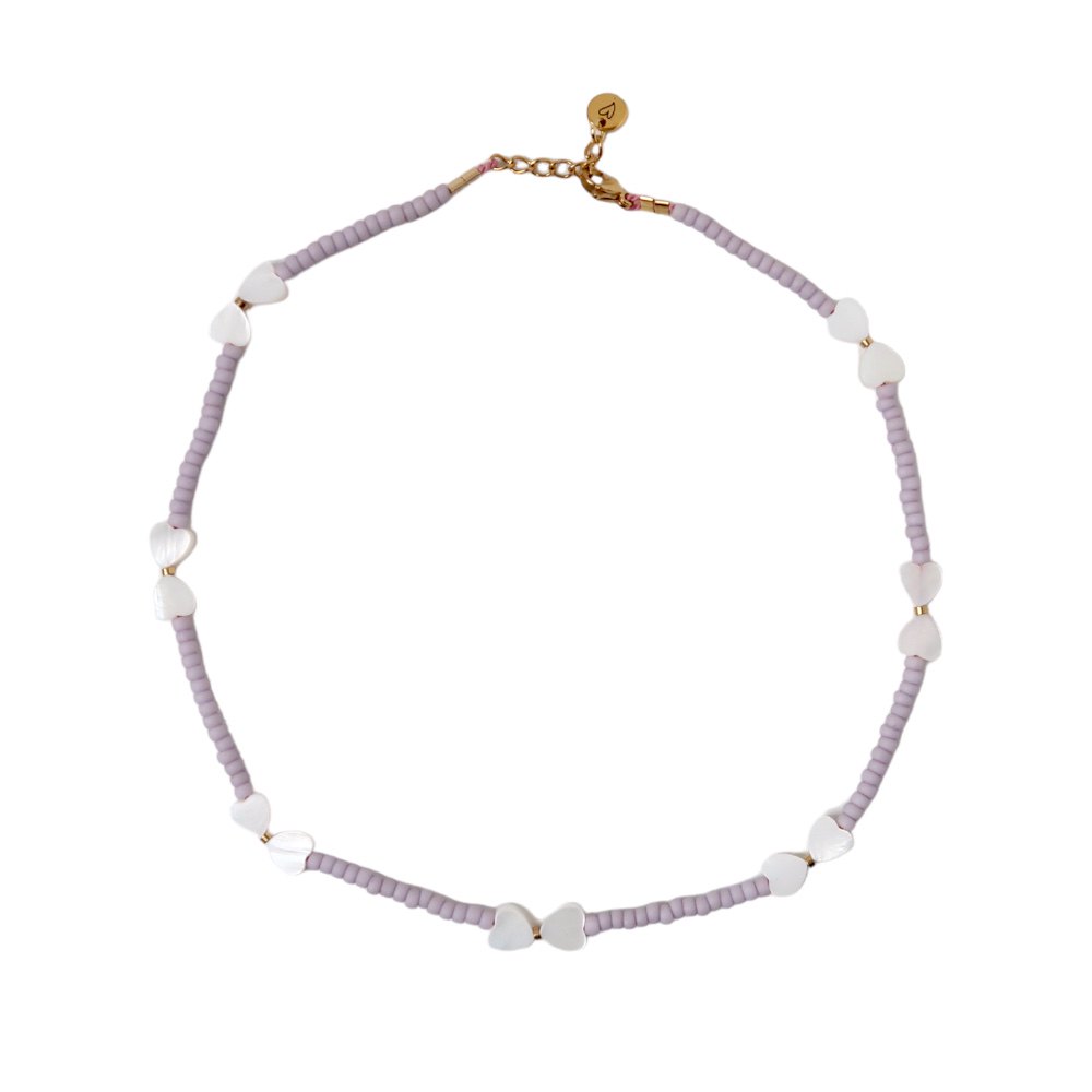 Necklace | Lila, white shell hearts
