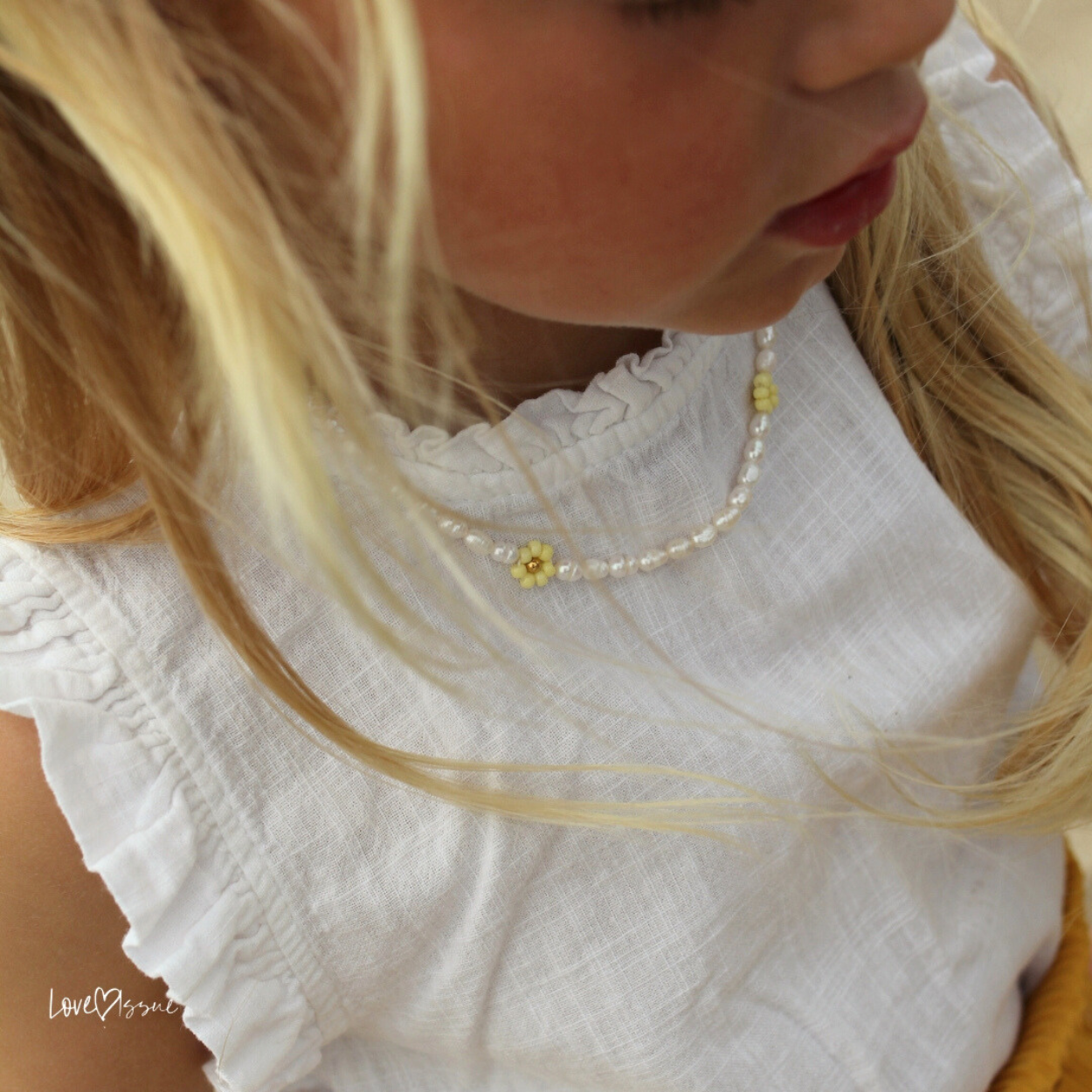 Necklace |  Shortie daisy sunshine