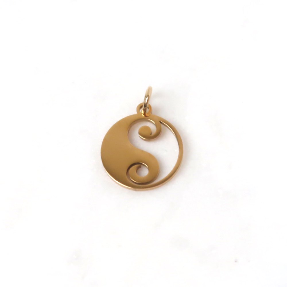 Charm | Ying yang