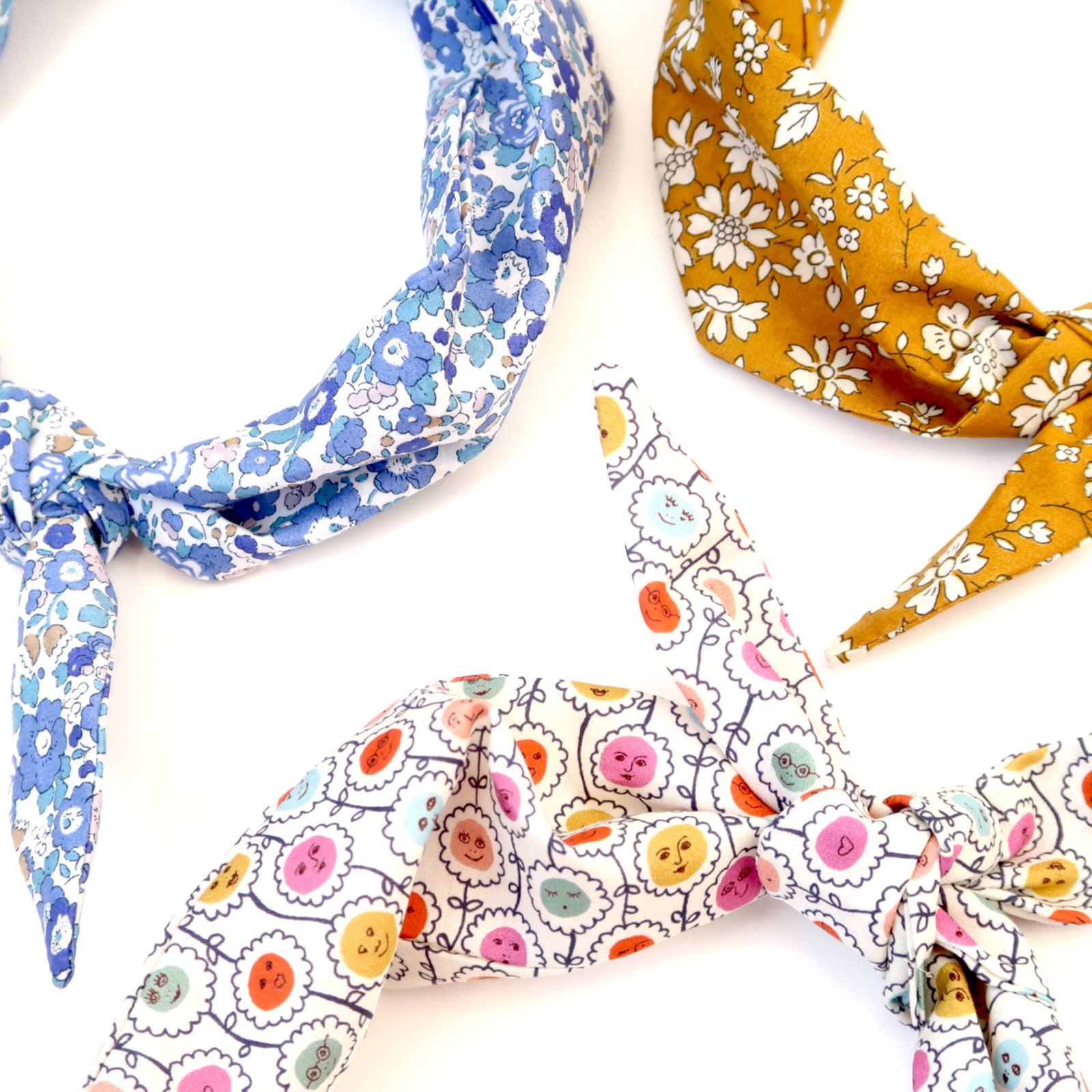 Twilly scarf | Smiley